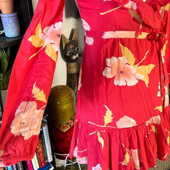Billabong Size XS long sleeve Wrap dress Floral print pink / red NWT - Picture 6 of 8